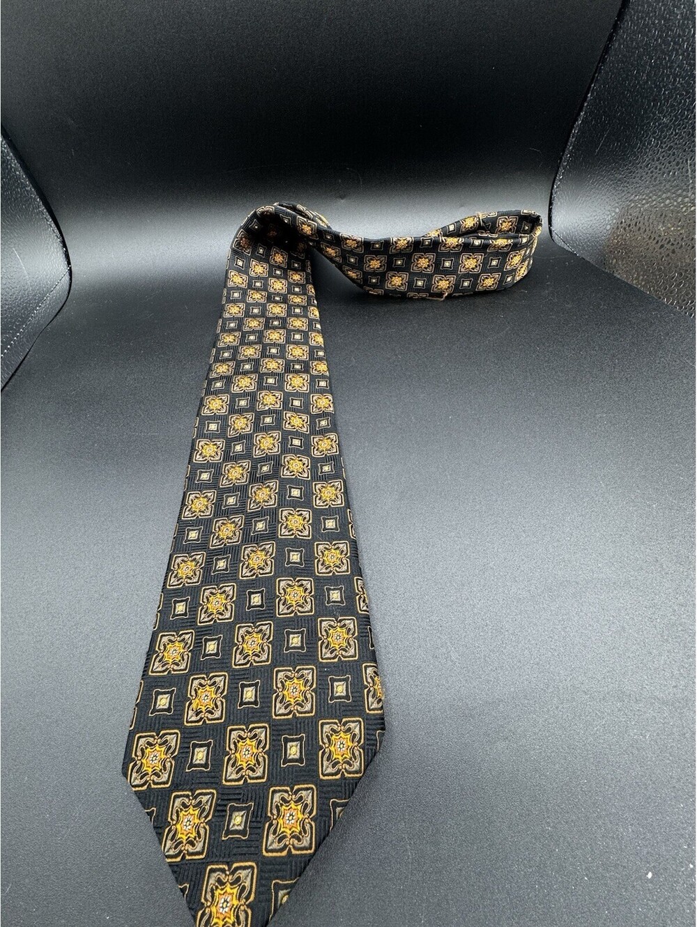 Vintage JZ Richards Nordstrom Silk Tie Black Gold Geometric Medallion USA Ma